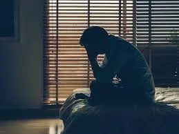 Salud mental en crisis: revelando las carencias del sistema y sus consecuencias humanas