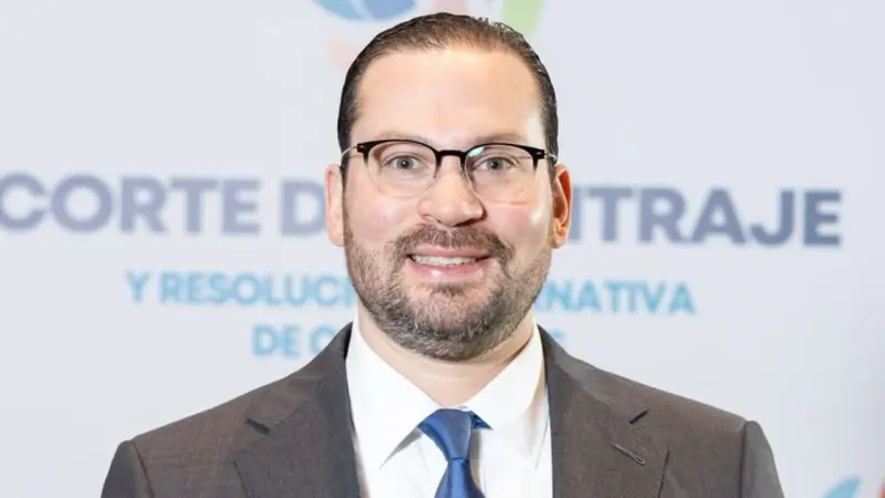 Jaime Senior considera razonable el costo de la nueva cédula con chip