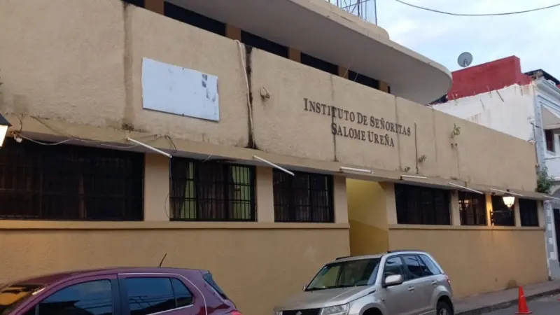 Deterioro amenaza sede histórica del Instituto Salomé Ureña; piden intervención antes del inicio escolar