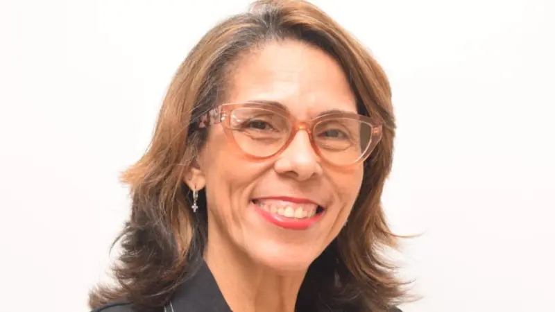 Dra. Francis Báez, Directora de Centro RESIDE, expone sobre los rostros de la depresión en Nueva York