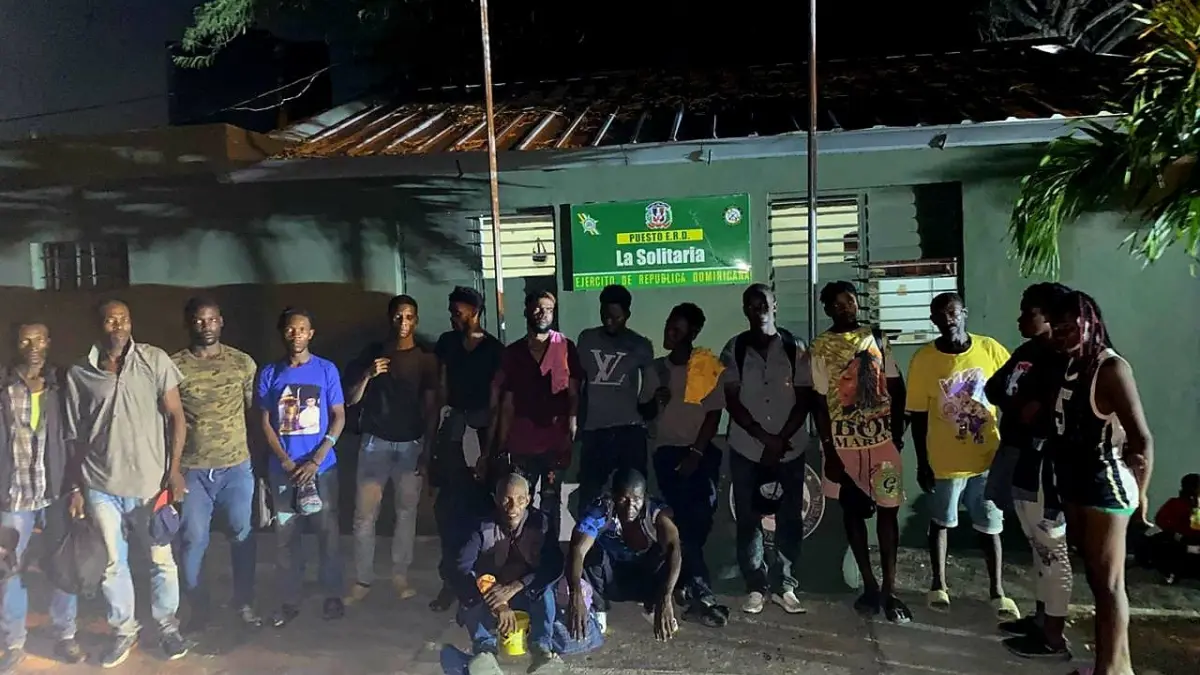 Ejército detiene a 53 haitianos indocumentados en Montecristi