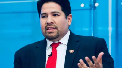 Funcionario del Gobierno Trump dirigió centro que daba noticias falsas del Tren de Aragua