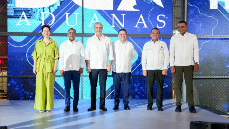 Gobierno inaugura en el AILA nueva terminal courier para manejo de mercancía comprada por internet