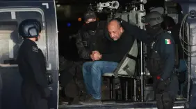 México entrega a EE.UU. a los capos El Cuini, La Tuta y al yerno de El Mayo Zambada