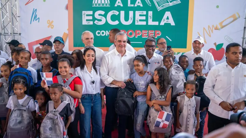Abinader inaugurará cinco centros educativos y un CAIPI; pondrá en funcionamiento obras en la Zona Franca del Este, en SPM