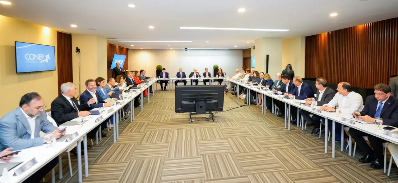 El encuentro reafirma la alianza público-privada como motor de estabilidad y crecimiento económico