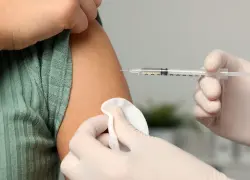 Prevención contra el cáncer: Vacuna del VPH en niños y adolescentes