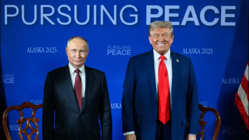 Trump y Putin inician reunión en Alaska