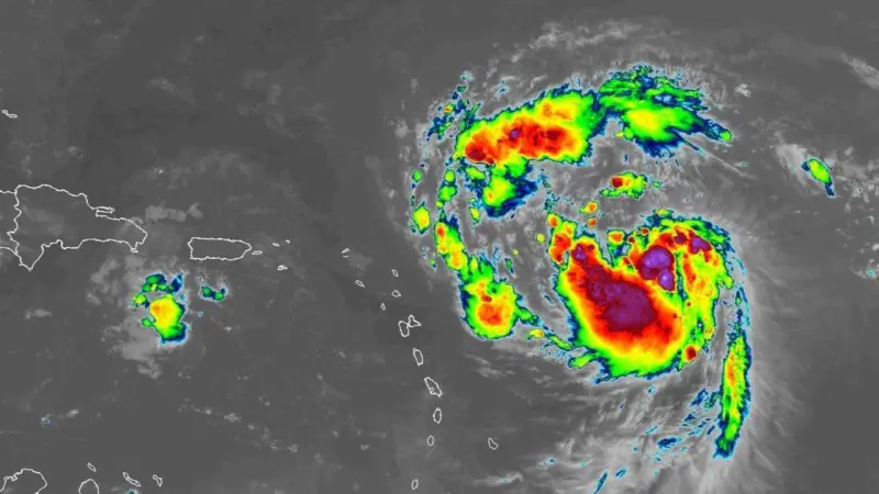 Puerto Rico, bajo advertencia de inundaciones repentinas por la tormenta tropical Erin