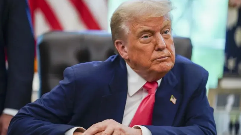 Trump: Europa no me dice qué hacer, pero van a estar involucrados en la paz de Ucrania