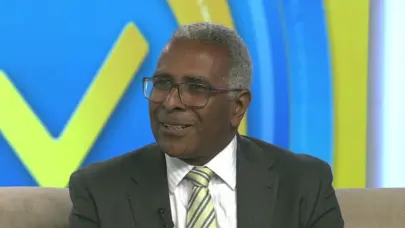 Tenemos un d&eacute;ficit estructural financiado con endeudamiento que en los &uacute;ltimos a&ntilde;os ha implicado 3 mil millones de d&oacute;lares cada a&ntilde;o, asegura Rolando Guzm&aacute;n