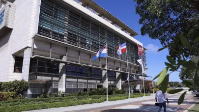 Garant&iacute;a econ&oacute;mica de RD$4 millones para hombre por estafa electr&oacute;nica y actividades ilegales en mercado de valores