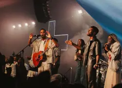 Grupo Grace festeja quinto aniversario en ALTAR 2025