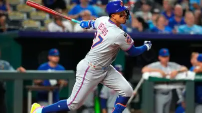 Mark Vientos pega batazo de tres carreras y brinda nuevos aires a los Mets