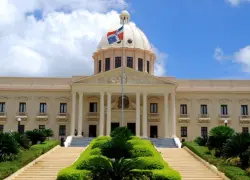 Oposición califica de "insustanciales" los cambios en el gabinete de Abinader