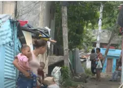Exigen justicia en Los Guandules por muerte de niña de siete años