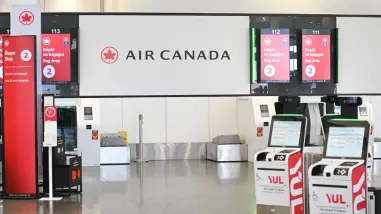 Air Canada anuncia un acuerdo provisional con sus trabajadores para acabar la huelga