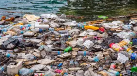Residentes de Cantalarrana alertan sobre contaminación por aguas residuales