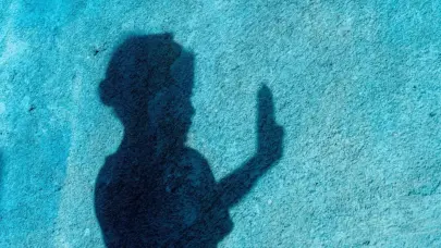 En una hora, el mundo gasta más en armas que en todo un año contra la violencia sexual