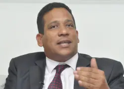 Carlos Pimentel aclara suspensión preventiva del Registro de Proveedores del Estado: no implica sanción