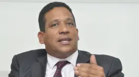Carlos Pimentel aclara suspensión preventiva del Registro de Proveedores del Estado: no implica sanción