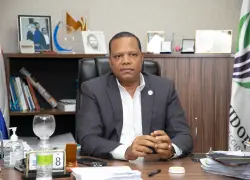 Eddy Alcántara reta a Leonel Fernández a recorrer mercados para comprobar precio libra de pollo