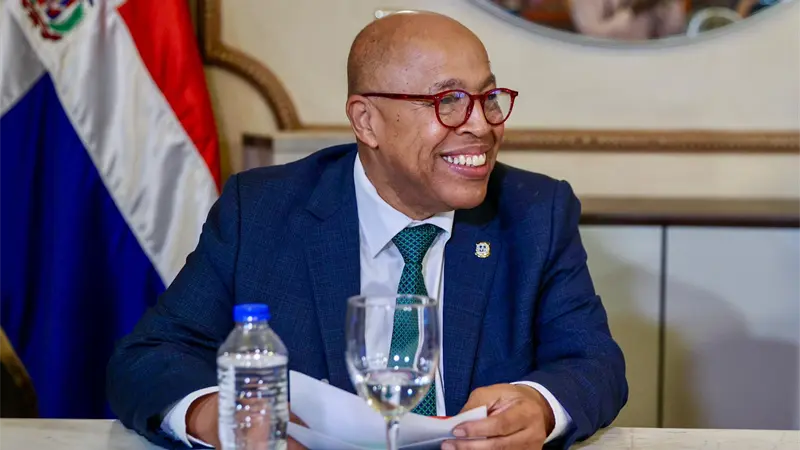 Alfredo Pacheco pide una investigación profunda tras apagón nacional: "Lo que pasó ayer no fue bonito y no lo puedo justificar"