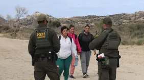EEUU registra histórica caída de 1.4 millones de migrantes en el primer semestre de Trump