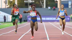 Liranyi Alonzo hace historia con oro y récord en 200 metros
