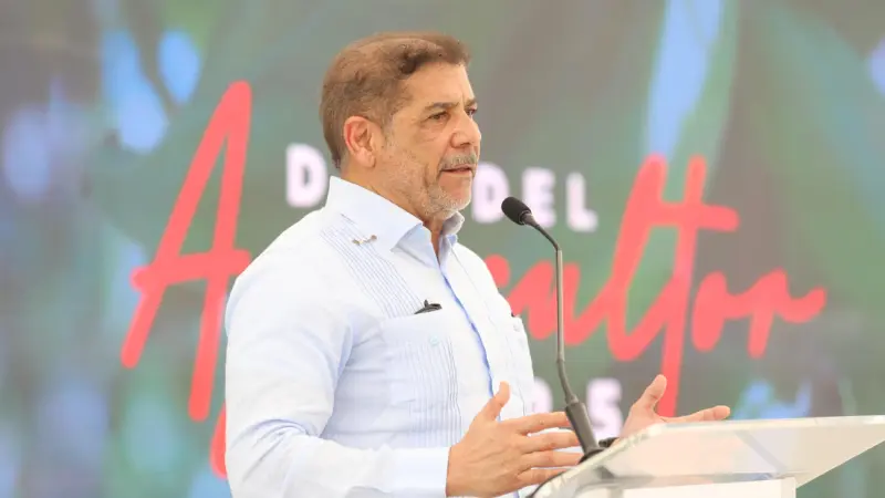 Detienen a jefe de seguridad de Agricultura y al escolta del ministro Limber Cruz por presunta malversación