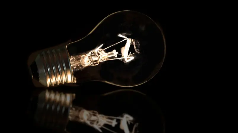 Residentes exigen solución a apagones tras cinco noches sin luz en SDN