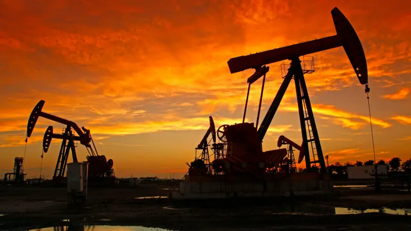 El petróleo de Texas sube un 0,22 %, y cierra la semana en 63,66 dolares el barril