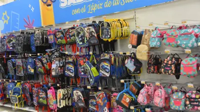 Ministerio P&uacute;blico incauta m&aacute;s de 70 mil &uacute;tiles escolares falsificados en el Gran Santo Domingo