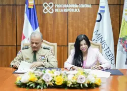 Gobierno firma acuerdo para establecer en el país la oficina regional del CLAD