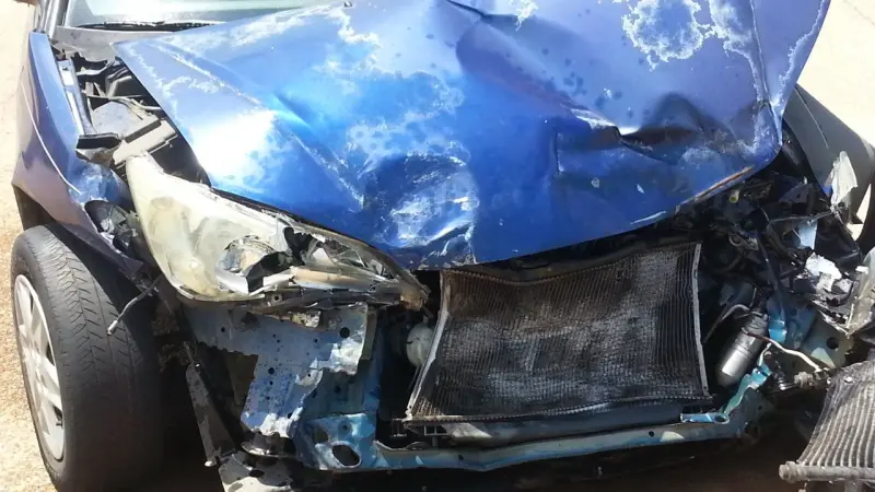 Tres personas fallecen en accidente entre yipeta y patana en Barahona