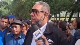 ADP en Bonao denuncia botellas en Departamento de Alfabetización: realizan paro de docencia en respaldo