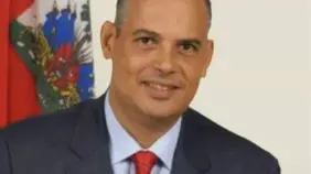 Primer ministro de Haití se dirige a EE.UU. en busca de fortalecer la seguridad