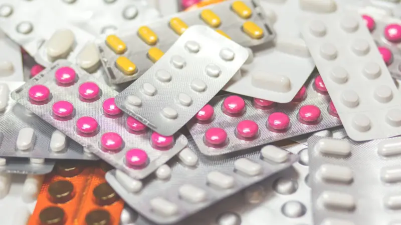 Farmacéuticas arrastran a la baja la bolsa de la India ante los aranceles de EE.UU.
