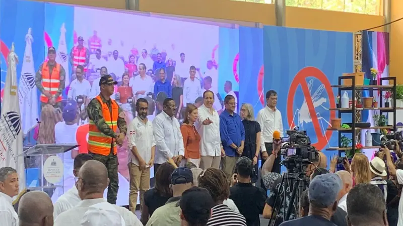 Salud Pública lanza campaña nacional "Ganémosle al Dengue" con llamado a la prevención activa