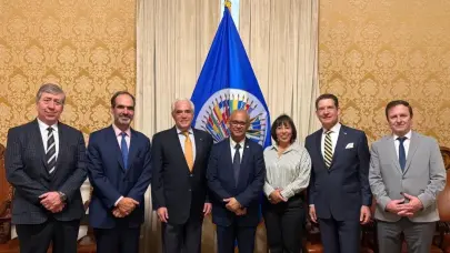 Sociedad Interamericana de Prensa otorga el Gran Premio Chapultepec a la Fundación Thomson Reuters