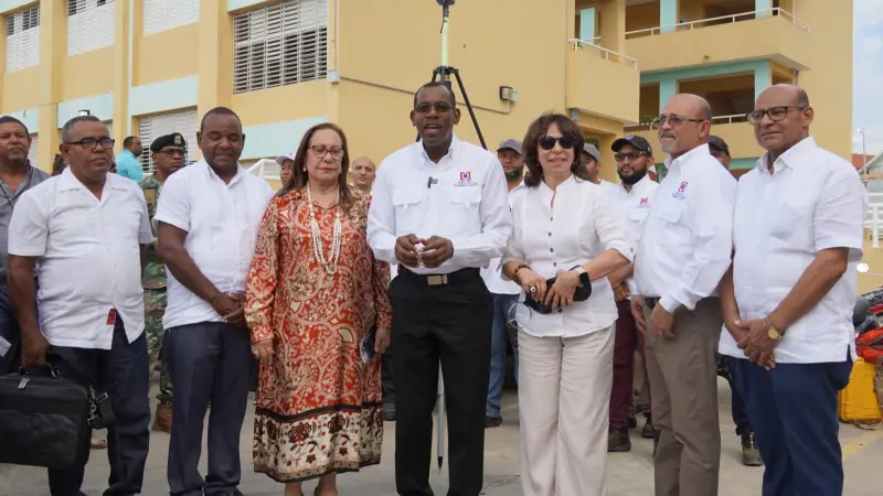 Más de 1,200 familias de Santiago recibirán certificados de títulos