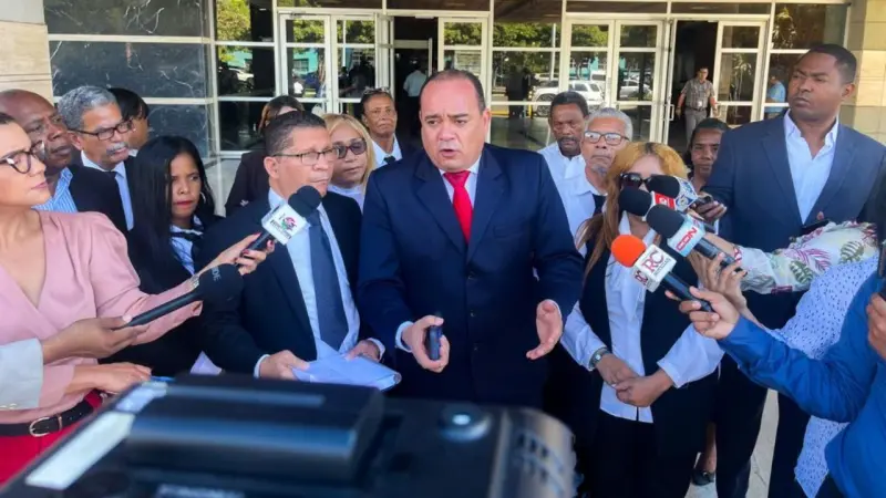 Colegio de Abogados pide al Ministerio Público agilizar la puesta en libertad del abogado y comunicador Rafael Guerrero