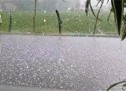 Fuertes lluvias y granizada sorprenden a comunidades de Constanza