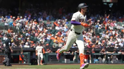 Los Gigantes barren a los Cachorros con 2 jonrones de Willy Adames