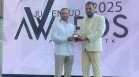 Reconocen a Ramón Gabriel Aguilera por su aporte al sector de la construcción