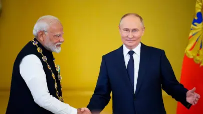 Modi dialoga con Zelenski antes de encuentro con Putin en cumbre
