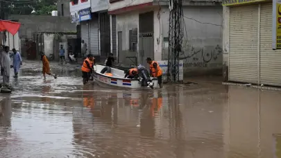 Casi un millón de evacuados en Pakistán por lluvias del monzón que han causado 862 muertes