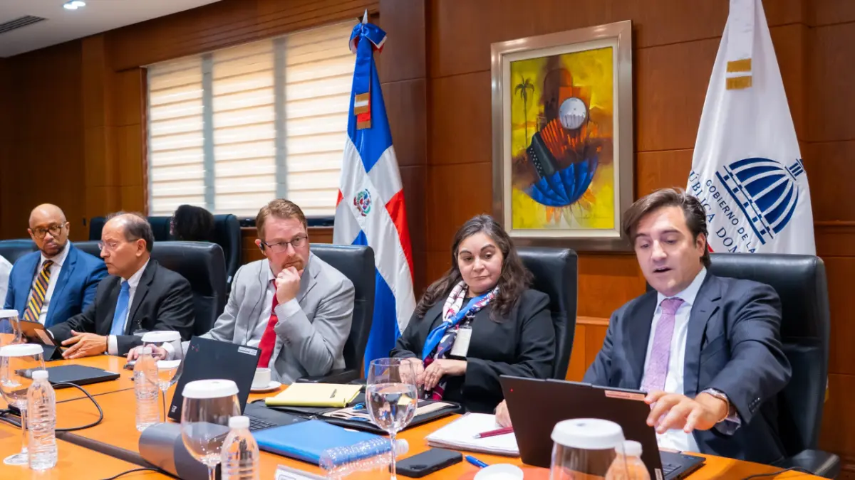 Misión del FMI visita el Ministerio de Hacienda y Economía para consulta anual del Artículo IV