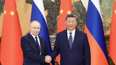 Xi se ve con líderes como Putin en la víspera del desfile en Pekín, adonde llegó hoy Kim