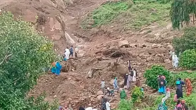 Un deslizamiento de tierra en Sud&aacute;n arrasa con una aldea y deja al menos mil muertos